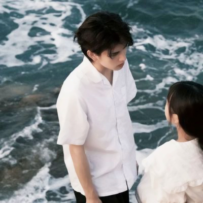 2025最新真人唯美情侣头像图片
