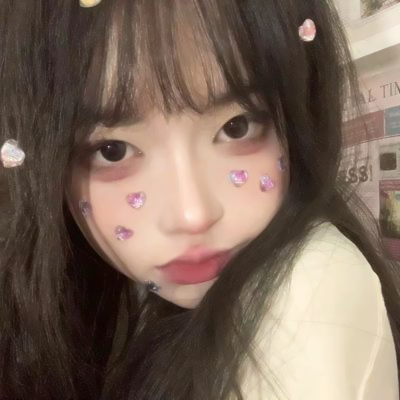 2025ins潮流女生网红头像图片高清真人