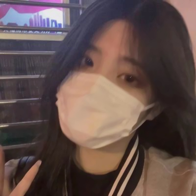 2025很个性的小众真人女头图片