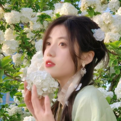 绣球花中女生清新头像图片