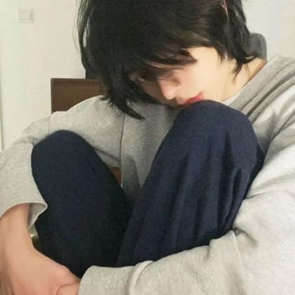 2025年最火微信头像男生真人高清图片