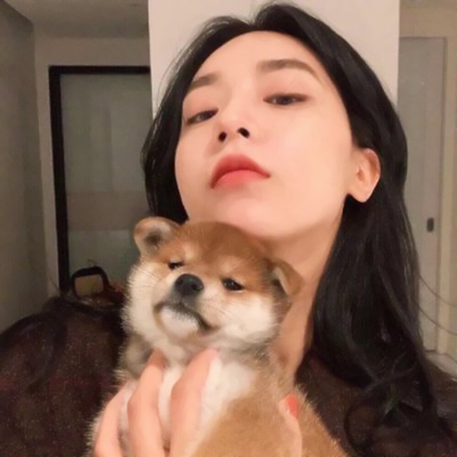 高级小众头像女生真人好看ins风格图片