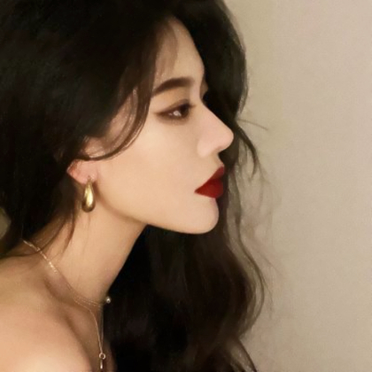 成熟高冷女生头像