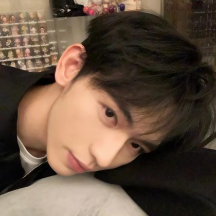头像图片大全2025男生头像真人