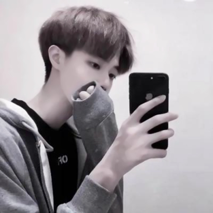网络男神真人头像高清忧郁图片