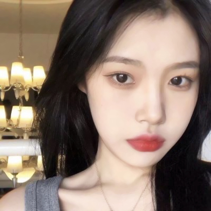 2025女生头像简约气质独特图片