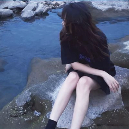 网图微信头像女孩真人
