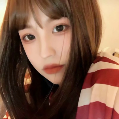 近脸女头ins