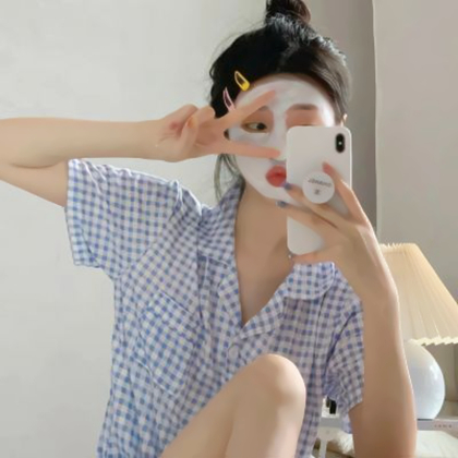 纯欲氛围头像女