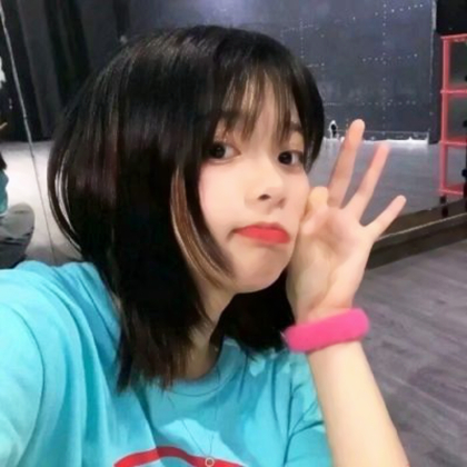 抖音纯欲美女头像