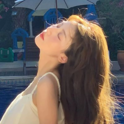 优雅女士头像图片