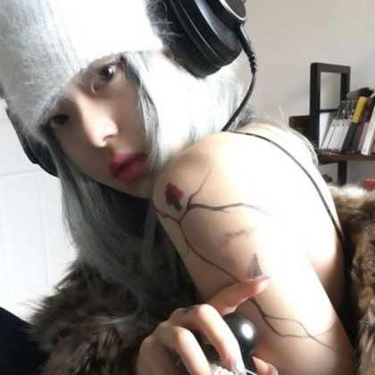 御姐辣妹风头像