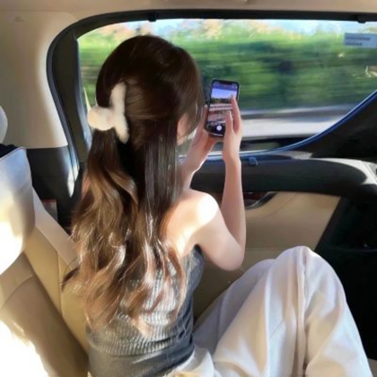 好看的微信头像女唯美真人高清图片