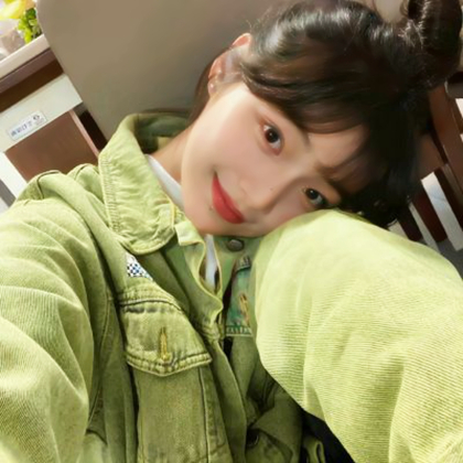 绿色头像真人女