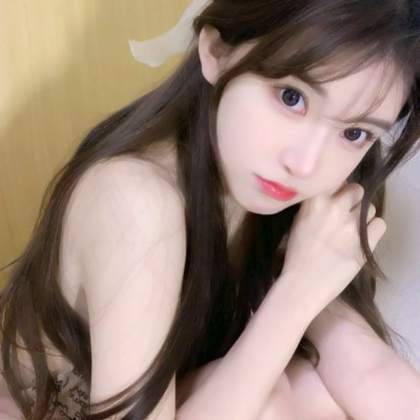 女人漂亮精致的头像