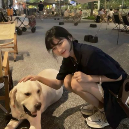 2025女生头像真人稀有潮流时尚图片