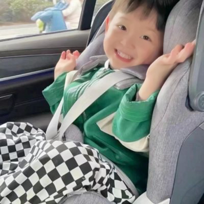 2025年最火可爱小孩头像情侣高清图片