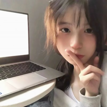 2025年女微信头像真人干净图片
