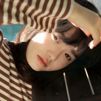 真人女头像怼脸