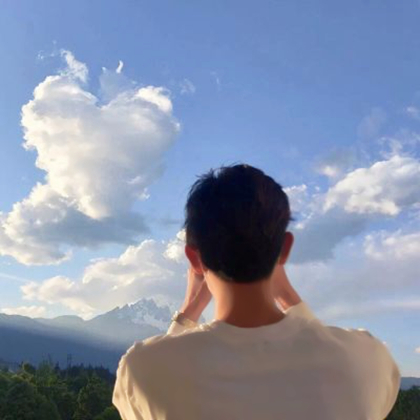 情侣头像一男一女高级背影
