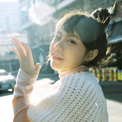 清新阳光女孩照片头像
