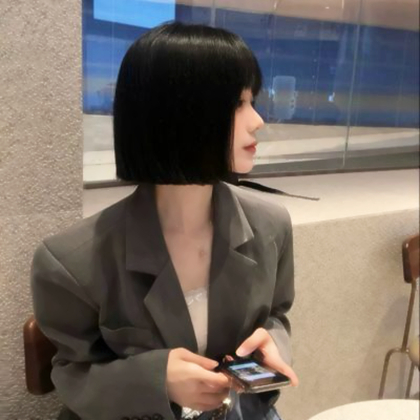 超酷短发中性风女生头像图片