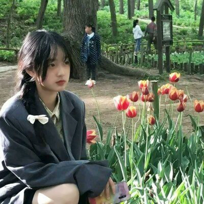 超仙的女生头像真人