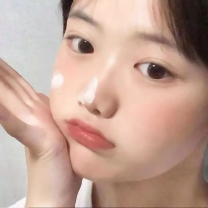 纯欲女生头像真人