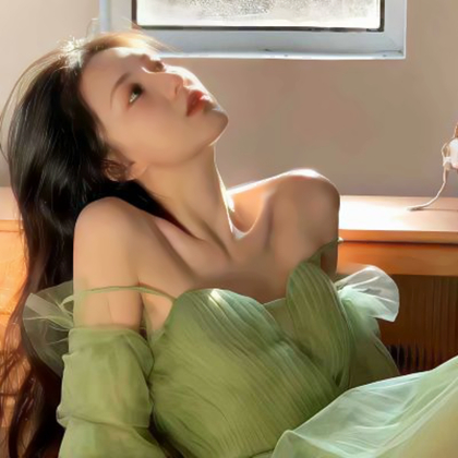 治愈系绿色风格女生头像