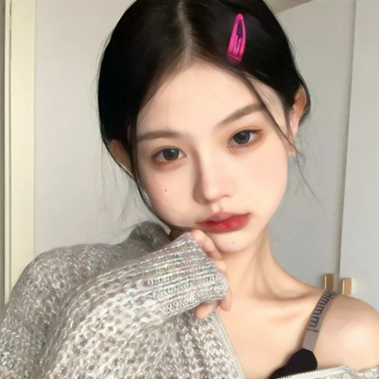 干净阳光小众头像女生