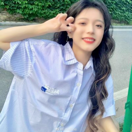 2025年头像真人女图片