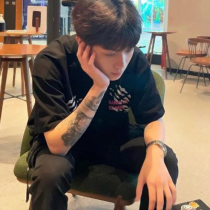 2025优质男生头像单身照片