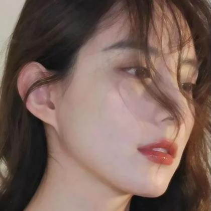 纯欲女生头像真人