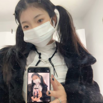 很辣的女生头像