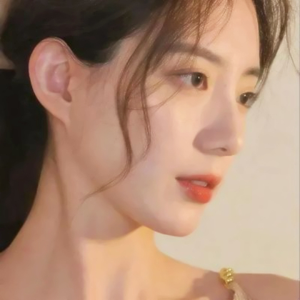 纯欲女生头像真人