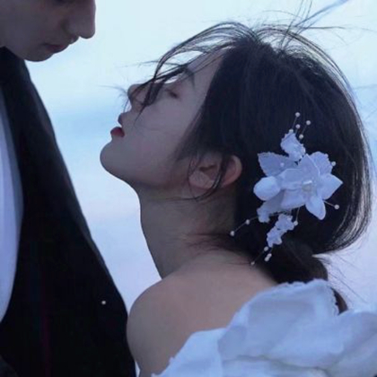 2025情侣头像一左一右真人版高清图片