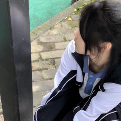 真实学生女头像