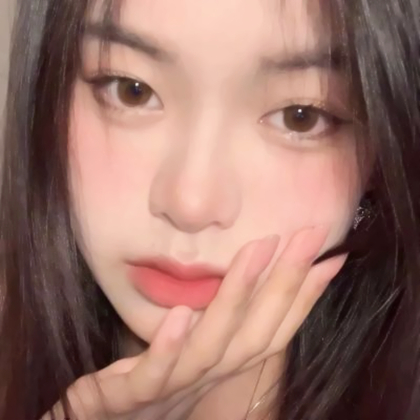 纯欲女生头像真人