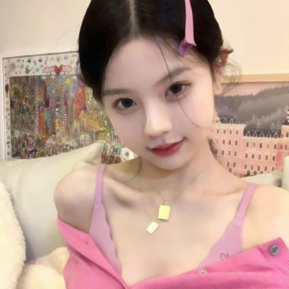 干净阳光小众头像女生