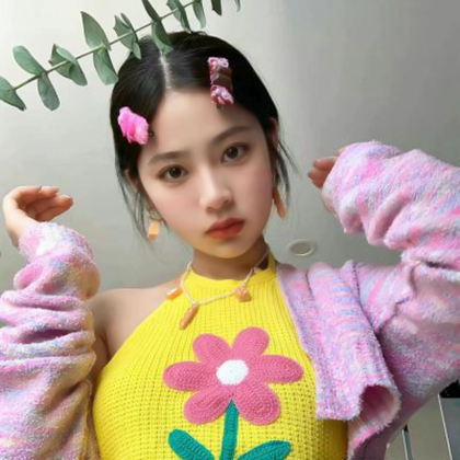 高级感爆棚女生头像真人