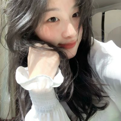 很辣的女生头像