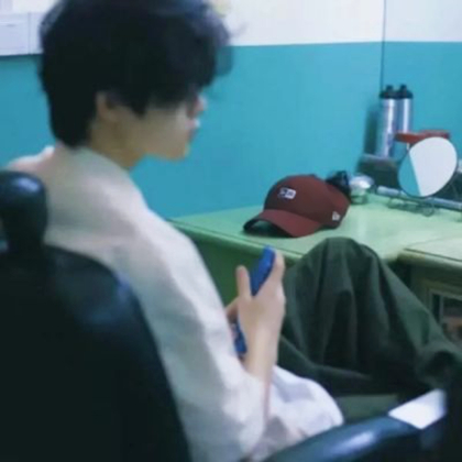 适合长期不换的微信头像男
