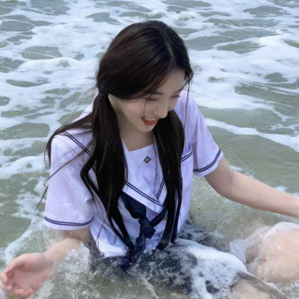 女生头像清纯大学生