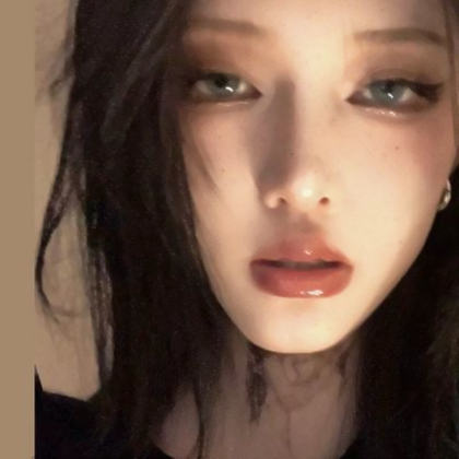 qq头像女生超拽霸气冷酷真人高清图片