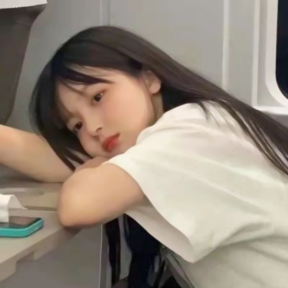 风格各异的真人女头图片