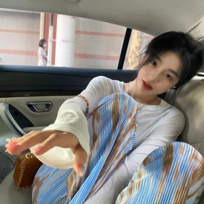 高级氛围感美女头像