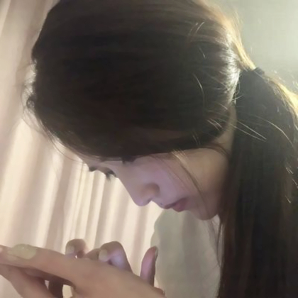 裴珠泫头像图片