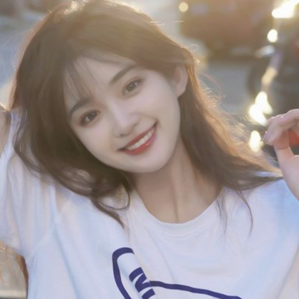 女生头像清纯大学生