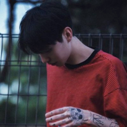 复古港风男头真人