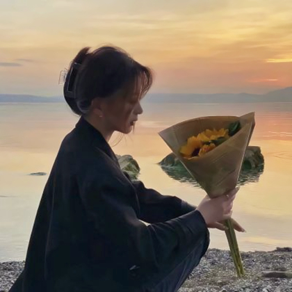 氛围感高级小众的女生头像真人图片